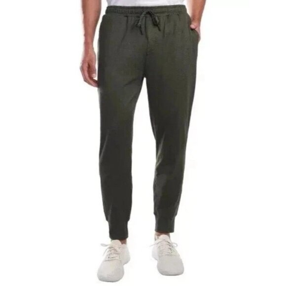 NEW Kirkland Signature Men's XL Active Jogger 4-Way Stretch Moisture  Green - Picture 1 of 7